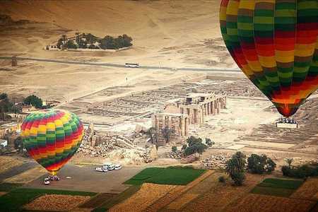 Luxor Tagesausflug mit Heißluftballonfahrt