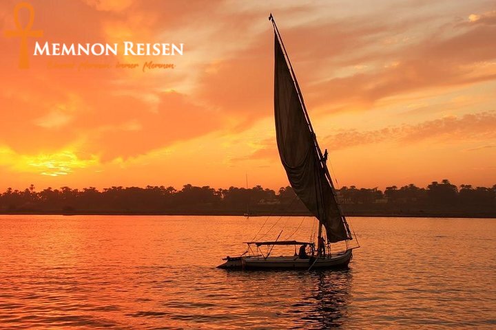Felucca Fahrt Luxor bei Sonnenuntergang