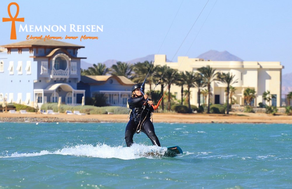 caption - 2026-08-19T162101.158 Kitesurfen Schnupperkurs ab El Gouna | Perfekter Einstieg am Roten Meer