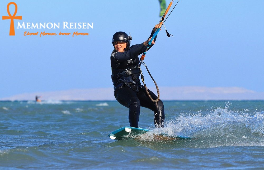caption - 2026-08-19T162115.158 Kitesurfen Schnupperkurs ab El Gouna | Perfekter Einstieg am Roten Meer