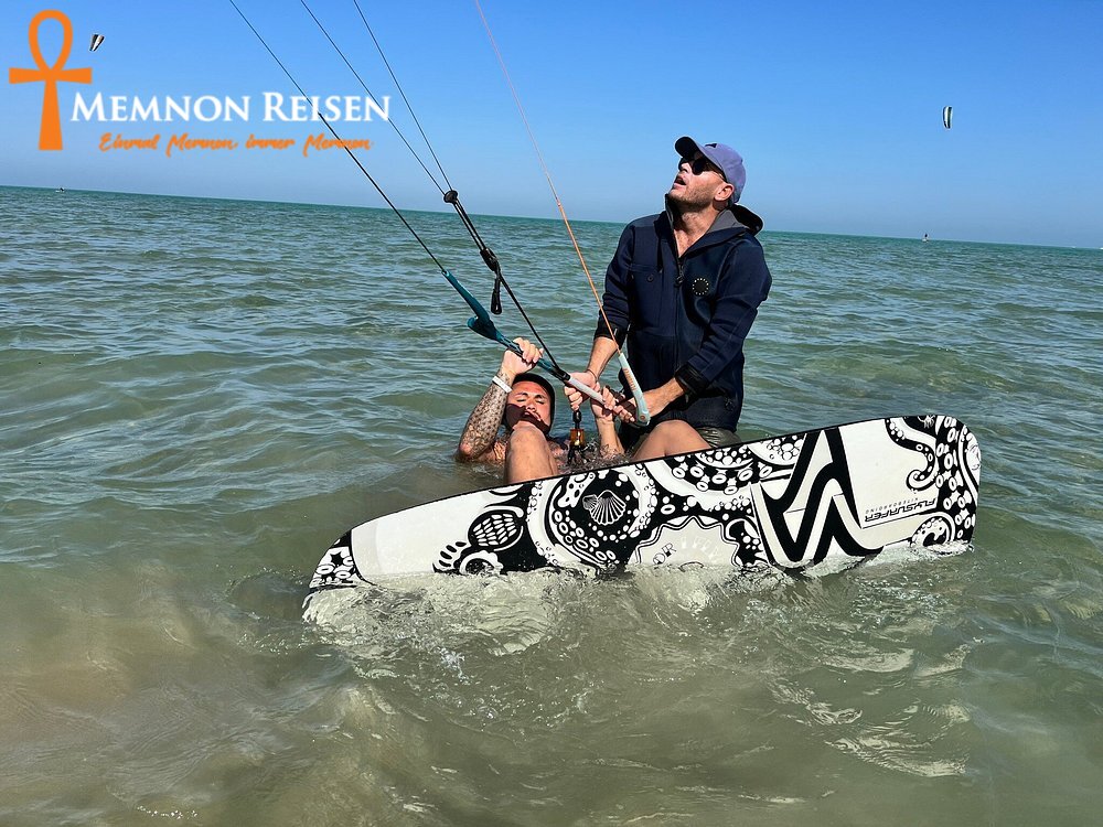 caption - 2026-08-19T162206.464 Kitesurfen Schnupperkurs ab El Gouna | Perfekter Einstieg am Roten Meer