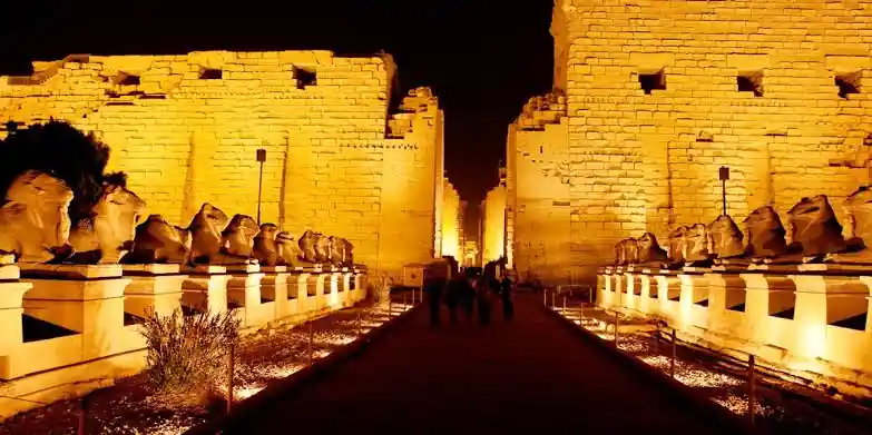 Karnak Sound & Light Show – Luxor bei Nacht